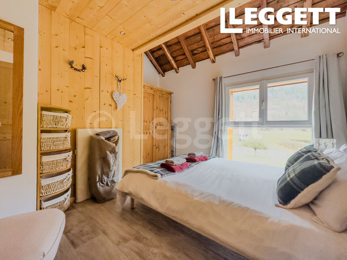 Image No.7-5 Bed Apartment for sale