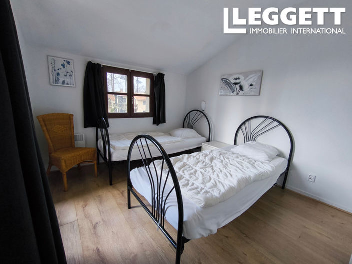 Image No.7-2 Bed House for sale