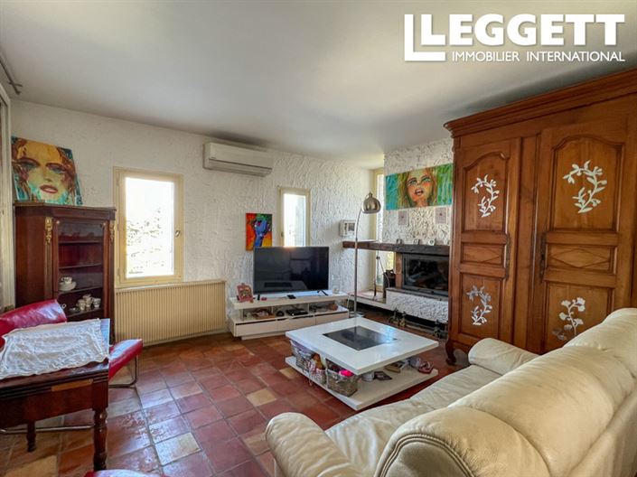 Image No.2-3 Bed House for sale