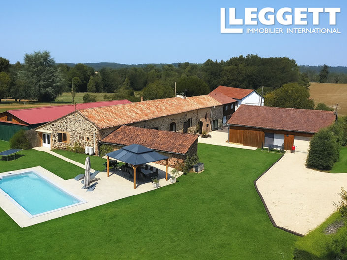 Image No.1-7 Bed House for sale