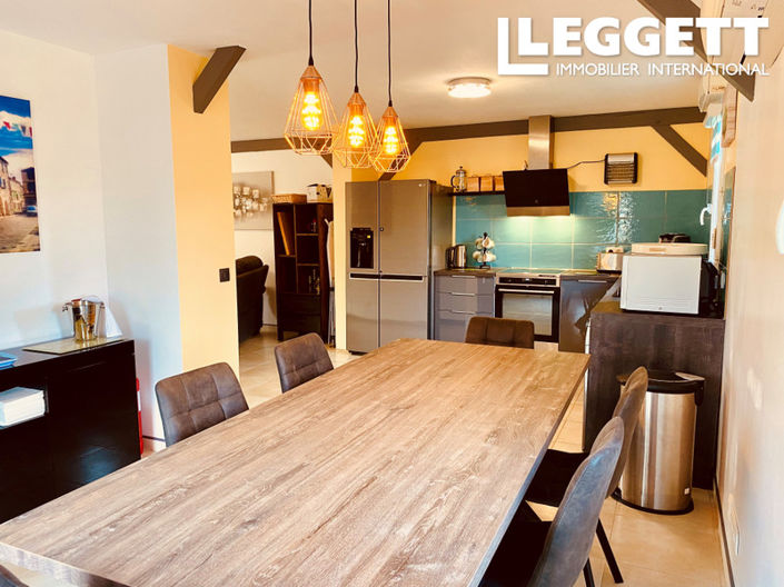 Image No.6-7 Bed House for sale