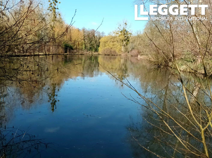 Image No.2-Terre de 6 chambres à vendre à Gréez-sur-Roc