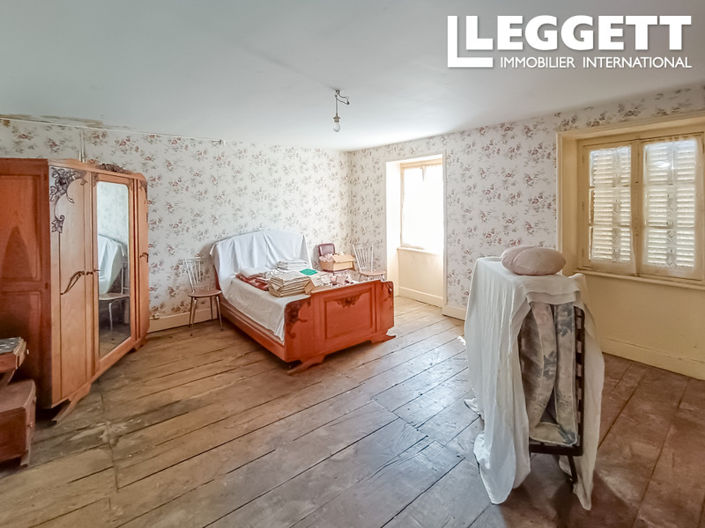 Image No.5-4 Bed House for sale