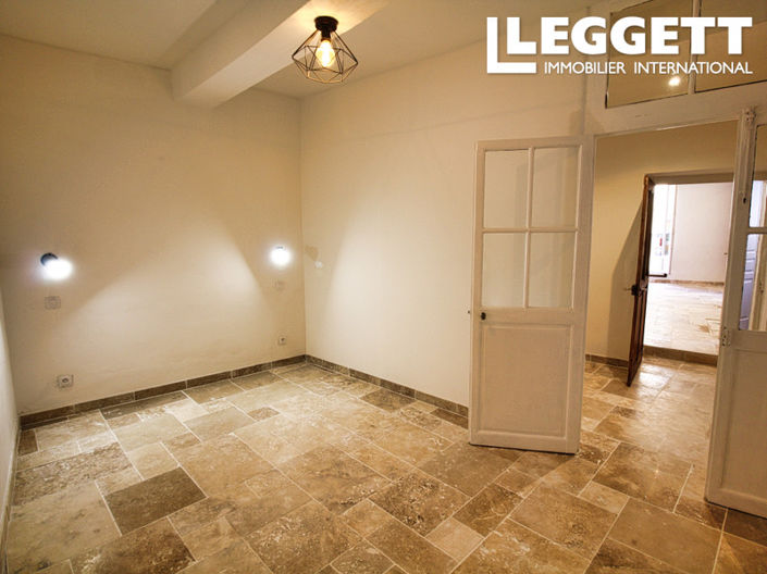 Image No.8-3 Bed House for sale