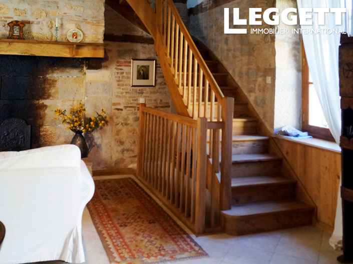 Image No.3-2 Bed House for sale