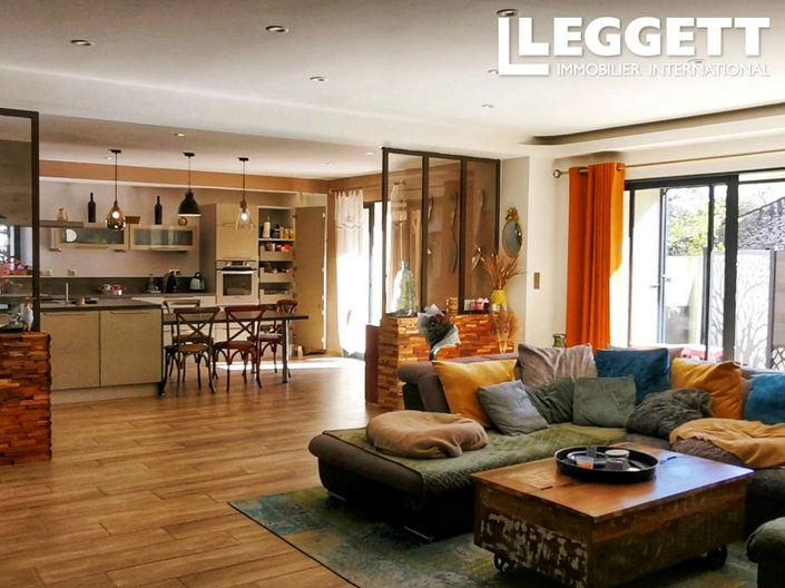 Image No.1-2 Bed House for sale