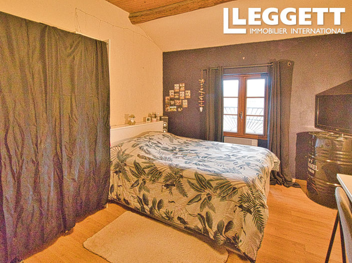 Image No.7-3 Bed House for sale