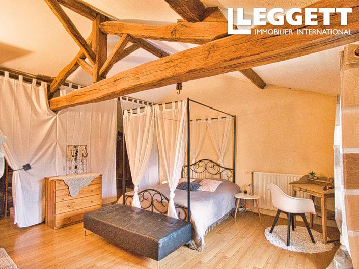 Image No.9-3 Bed House for sale