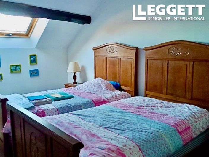 Image No.5-4 Bed House for sale