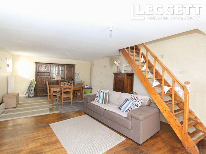 Image No.4-3 Bed House for sale