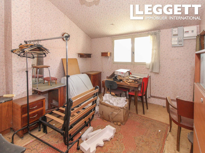 Image No.9-3 Bed House for sale