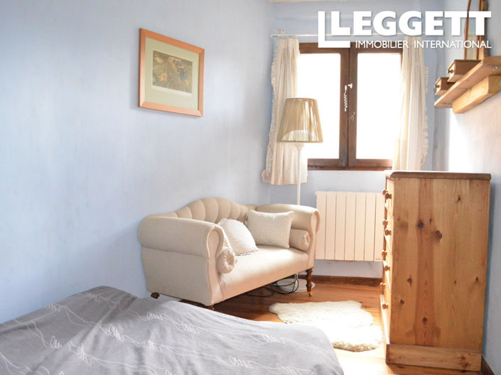 Image No.7-2 Bed House for sale