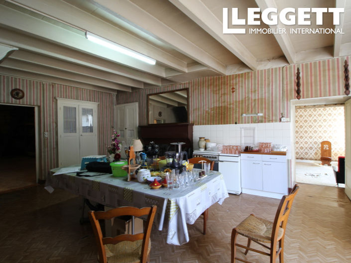 Image No.4-2 Bed House for sale