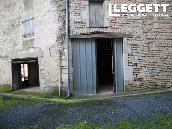 Image No.8-2 Bed House for sale