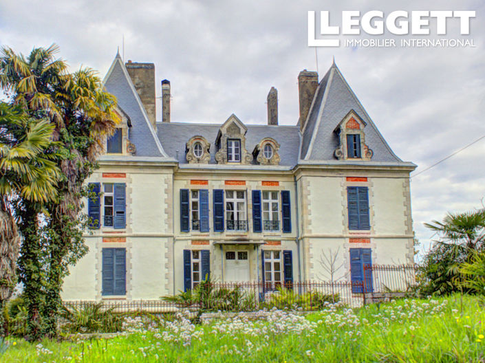 Image No.2-8 Bed Chateaux for sale
