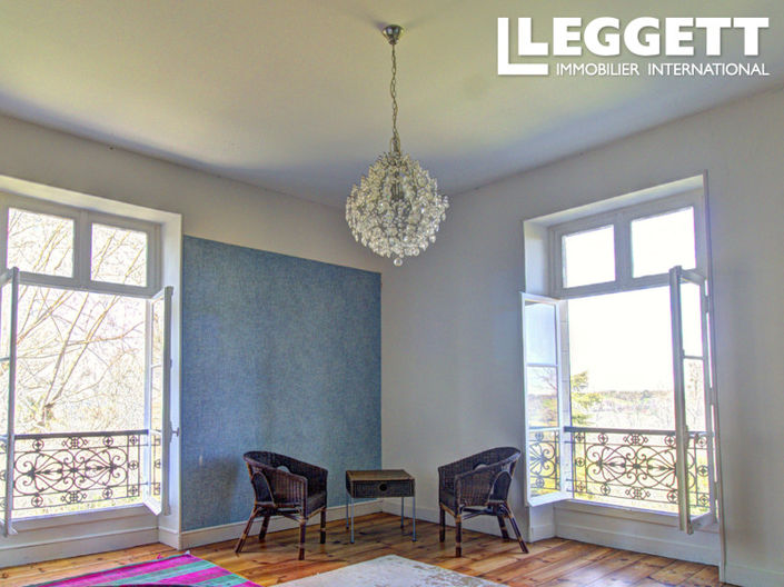 Image No.8-Châteaux de 8 chambres à vendre à Salies-de-Bearn