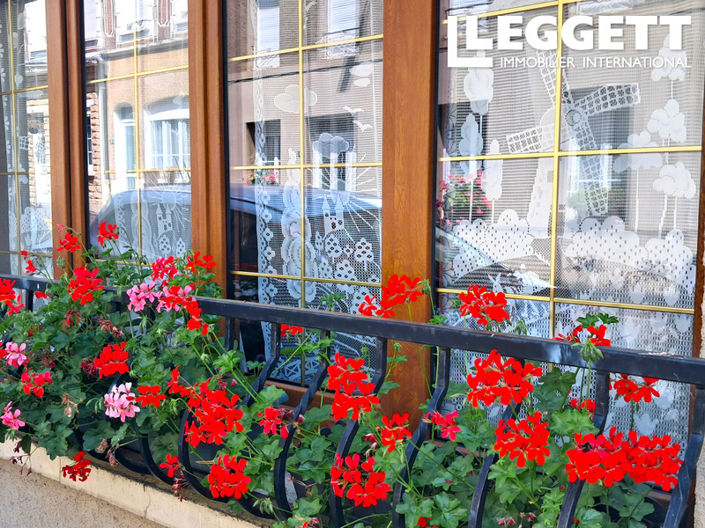 Image No.2-Maison de 6 chambres à vendre à Pont-d'Ouilly