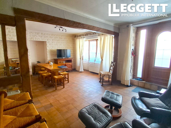 Image No.7-6 Bed House for sale