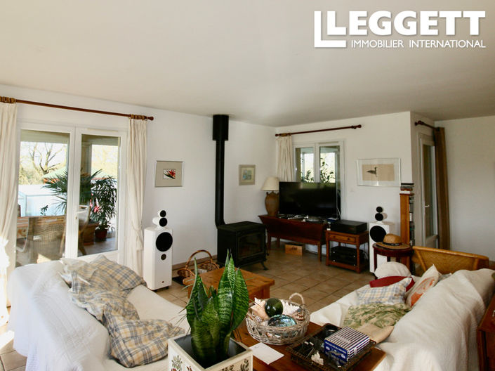 Image No.4-4 Bed House for sale