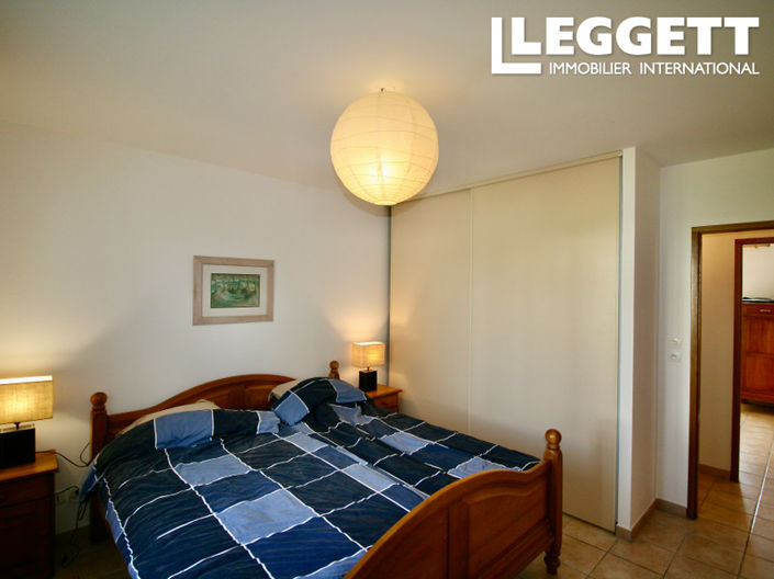 Image No.9-4 Bed House for sale