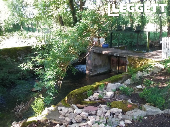 Image No.2-Maison de 2 chambres à vendre à Saint-Fraigne