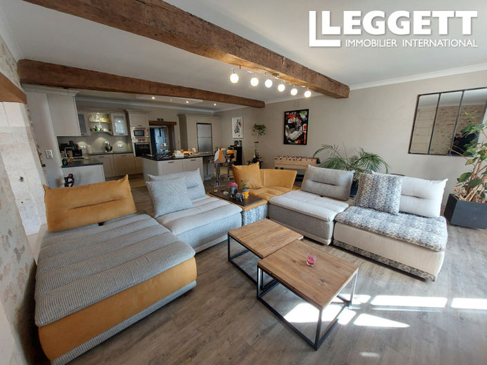 Image No.6-Commercial de 4 chambres à vendre à Angoulême