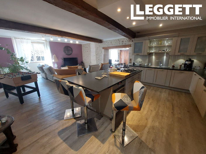 Image No.8-Commercial de 4 chambres à vendre à Angoulême