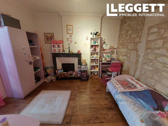 Image No.9-Commercial de 4 chambres à vendre à Angoulême