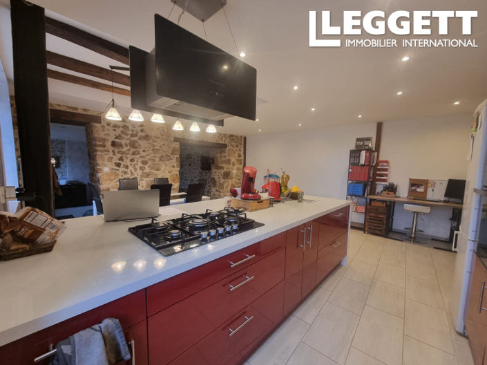 Image No.3-3 Bed House for sale