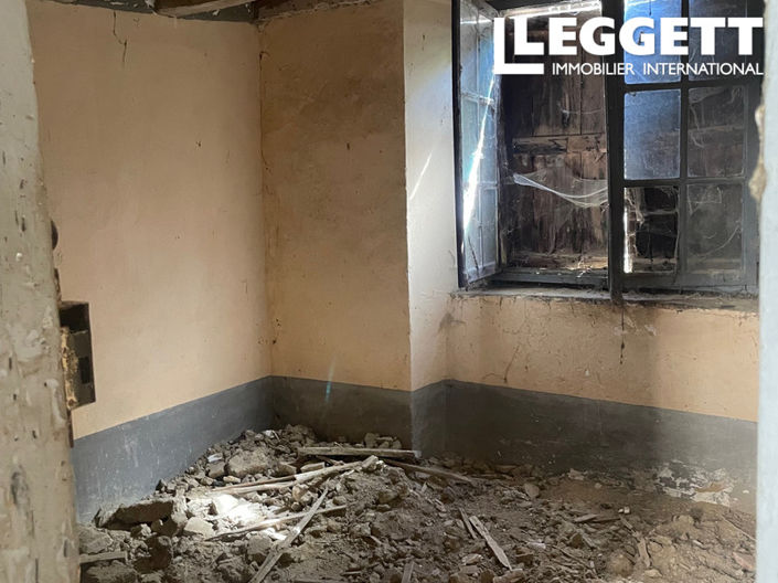 Image No.7-4 Bed House for sale