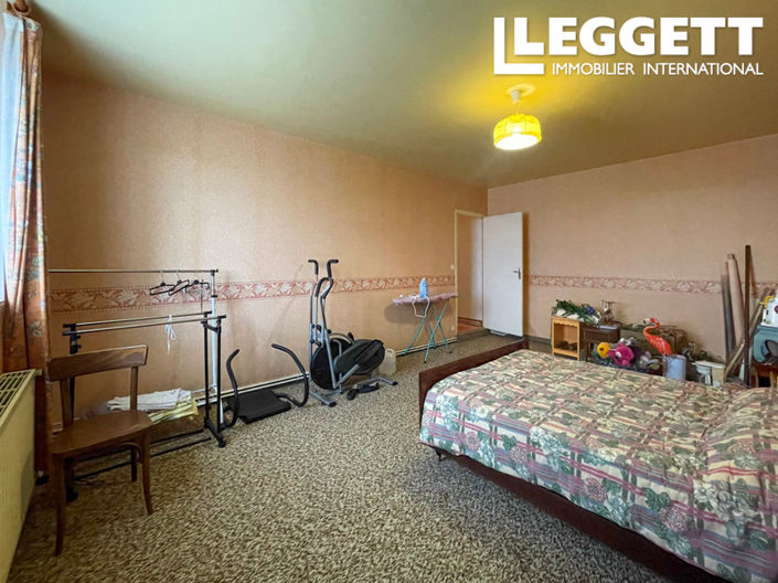 Image No.8-4 Bed House for sale