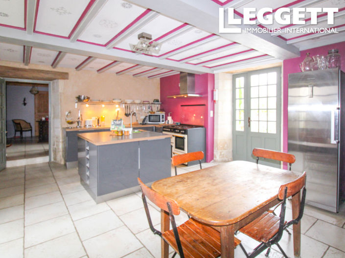 Image No.10-4 Bed House for sale