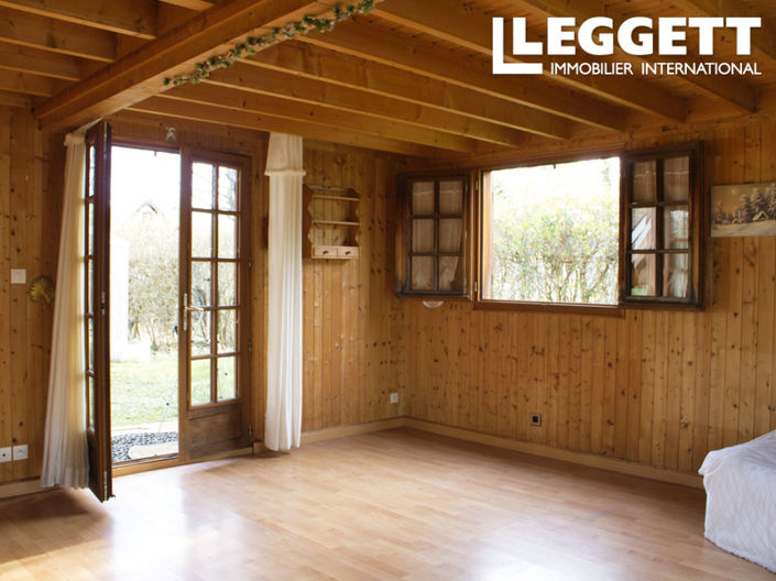 Image No.10-3 Bed House for sale