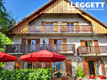 1 - Vaujany, Commercial