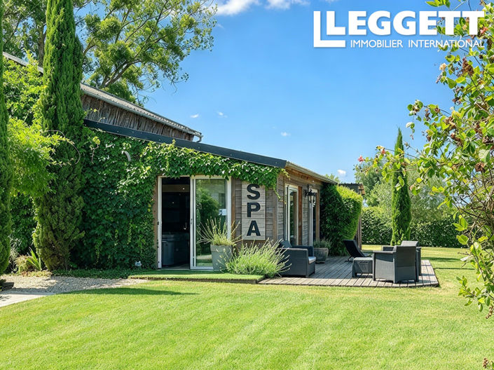 Image No.7-7 Bed House for sale