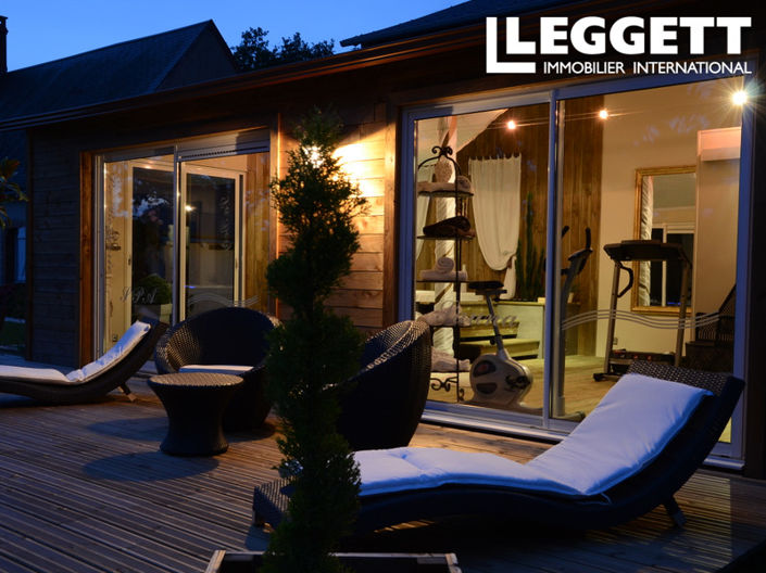 Image No.9-7 Bed House for sale