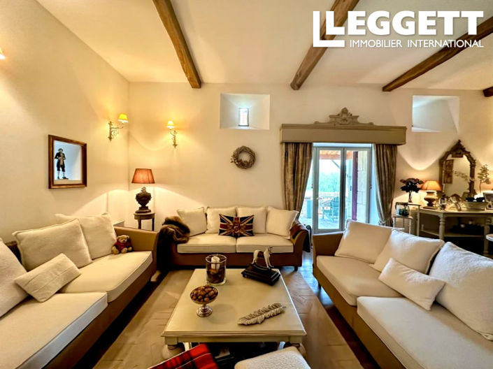 Image No.5-5 Bed House for sale