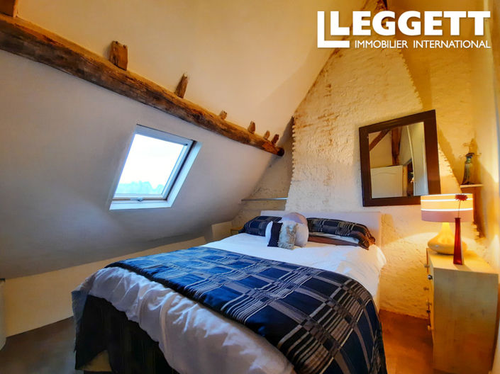 Image No.5-9 Bed House for sale