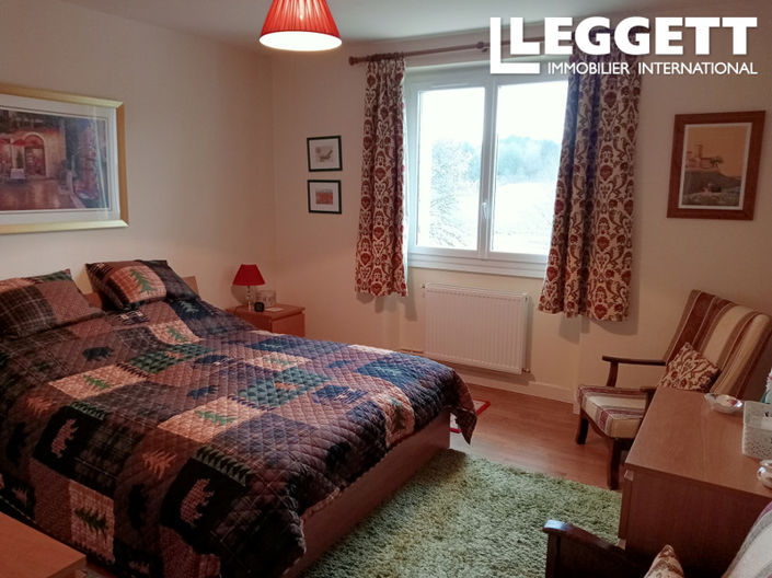 Image No.7-3 Bed House for sale