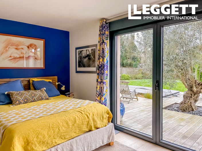 Image No.6-4 Bed House for sale