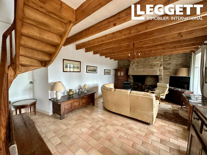 Image No.4-6 Bed House for sale