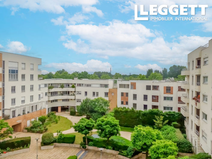 Image No.10-3 Bed Apartment for sale