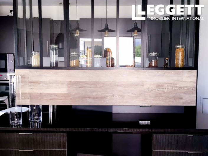 Image No.6-3 Bed Apartment for sale