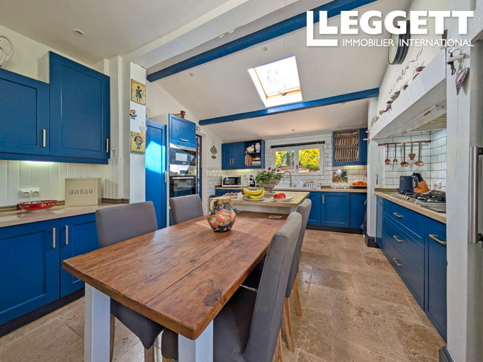 Image No.7-3 Bed House for sale