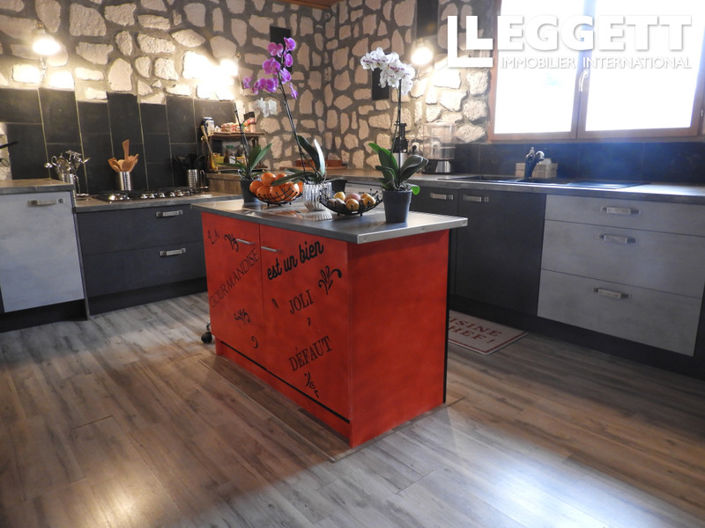 Image No.5-3 Bed House for sale