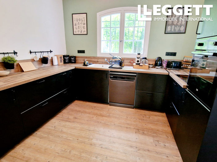 Image No.2-3 Bed House for sale