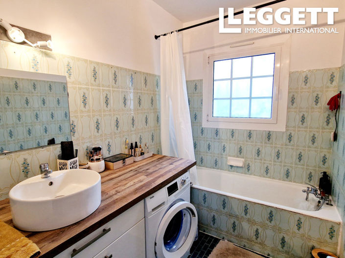 Image No.5-3 Bed House for sale