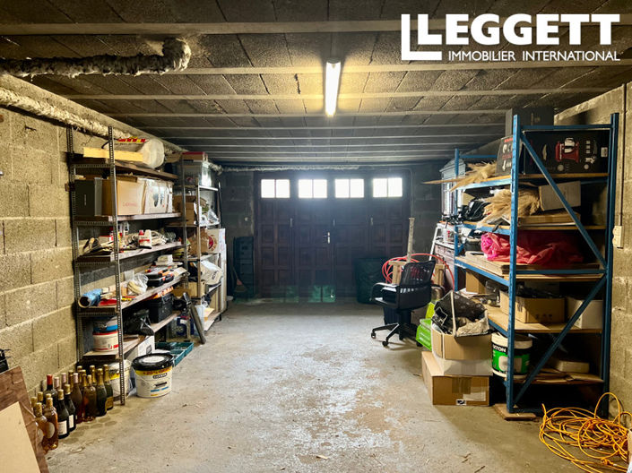 Image No.8-3 Bed House for sale