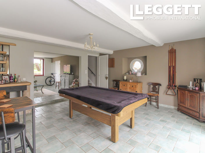 Image No.5-5 Bed House for sale