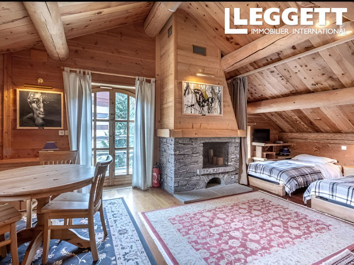 Image No.3-5 Bed House for sale